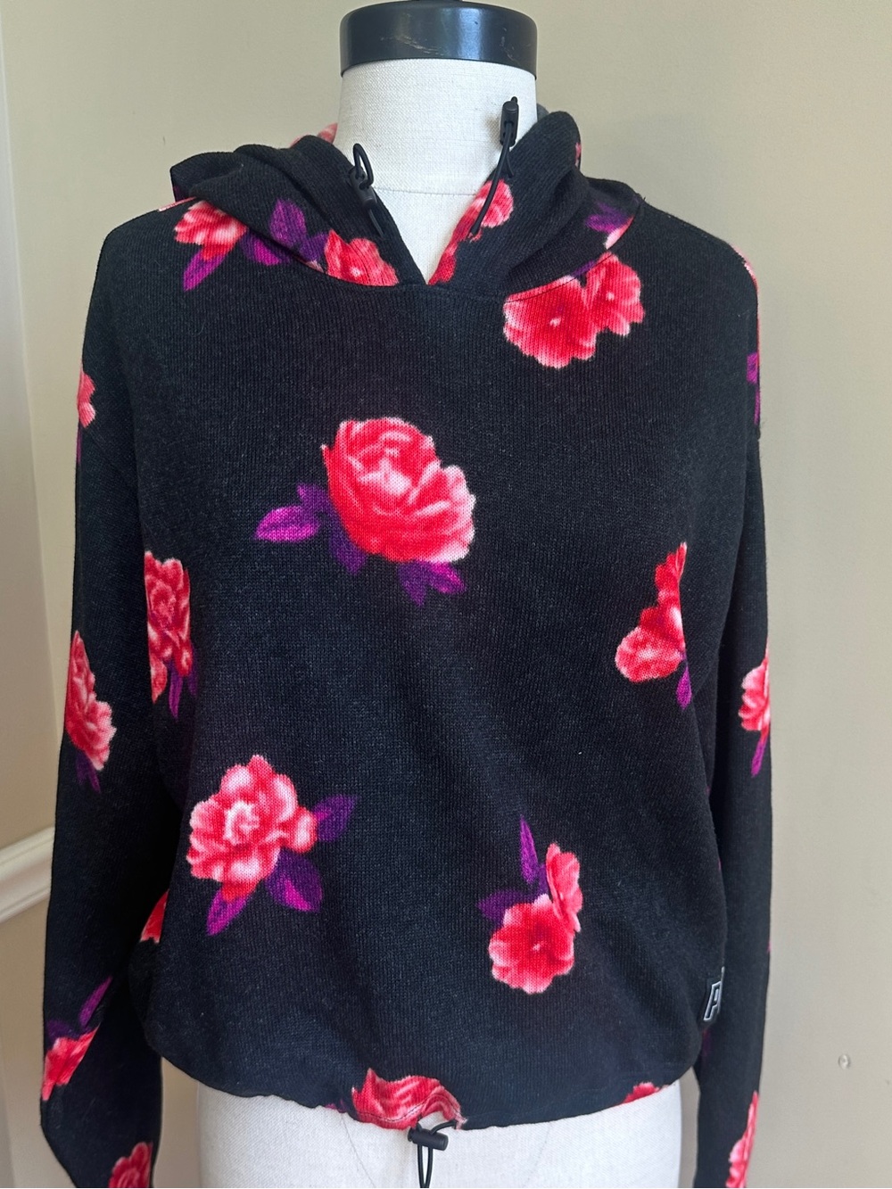 PINK Victoria’s Secret Floral Cropped Hoodie, Size Medium - Picture 5 of 9